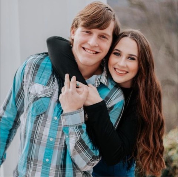 Meet your Posher, Mikayla - Picture 1 of 1